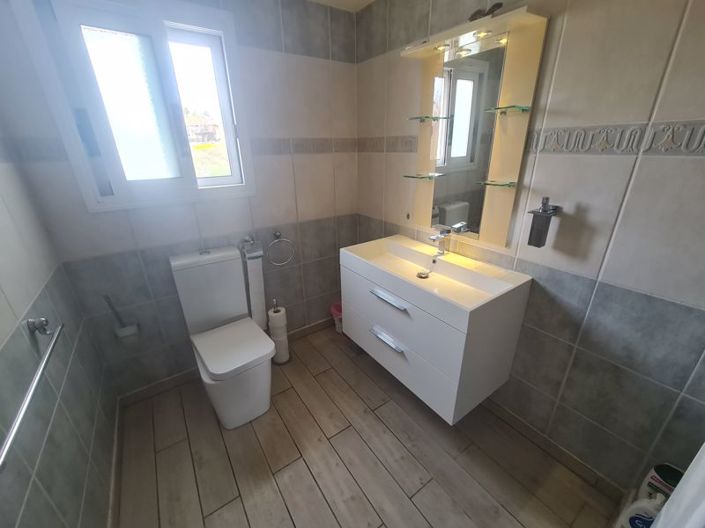 Image No.40-4 Bed Villa for sale