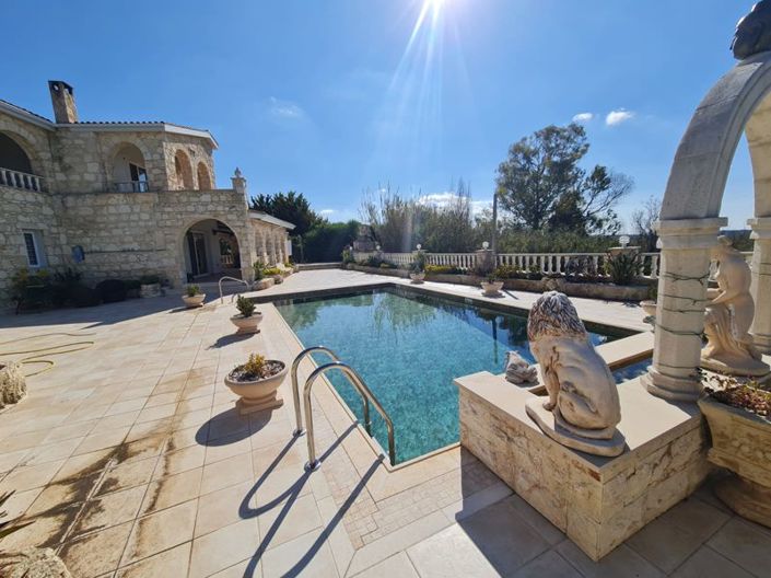 Image No.56-4 Bed Villa for sale