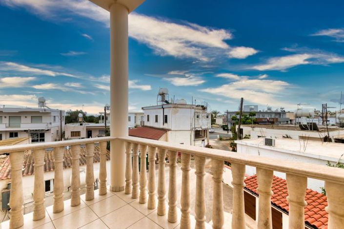 Image No.17-3 Bed Villa for sale