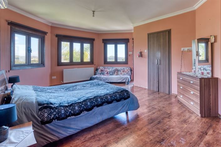 Image No.14-Villa de 4 chambres à vendre à Anglisides