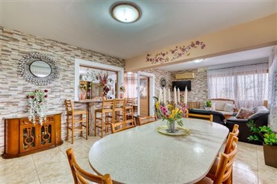 lower-ground-lounge-dinning-2