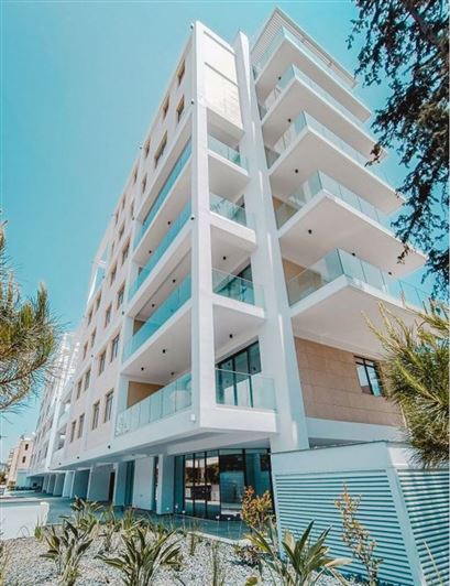 Image No.17-4 Bed Apartment for sale