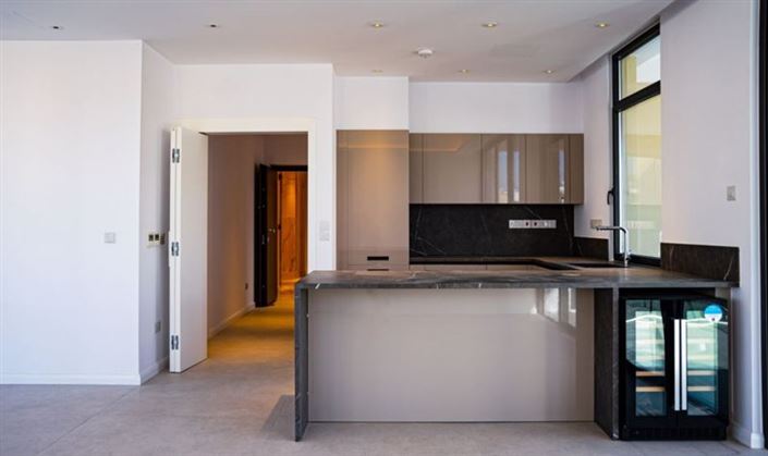 Image No.4-4 Bed Apartment for sale