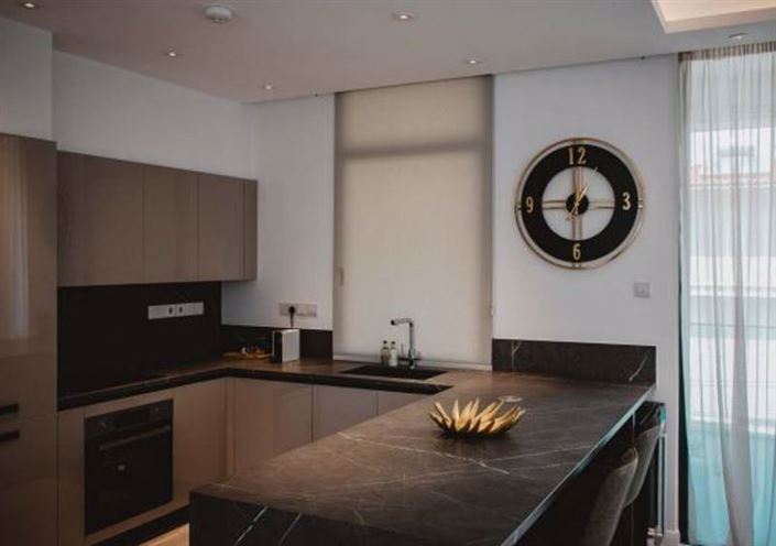 Image No.6-4 Bed Apartment for sale