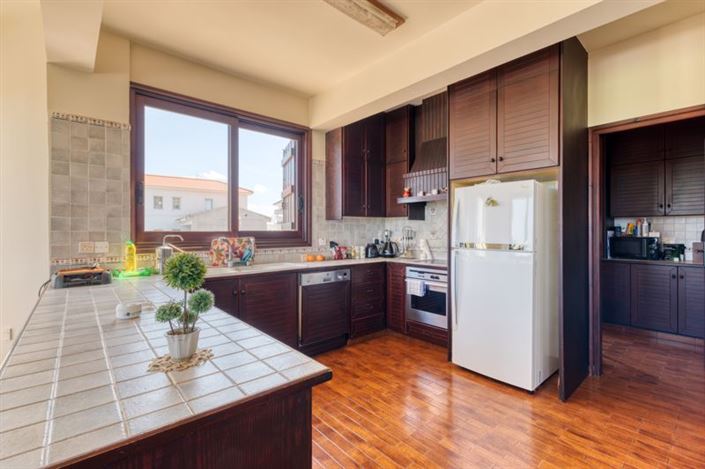 Image No.12-6 Bed Villa for sale