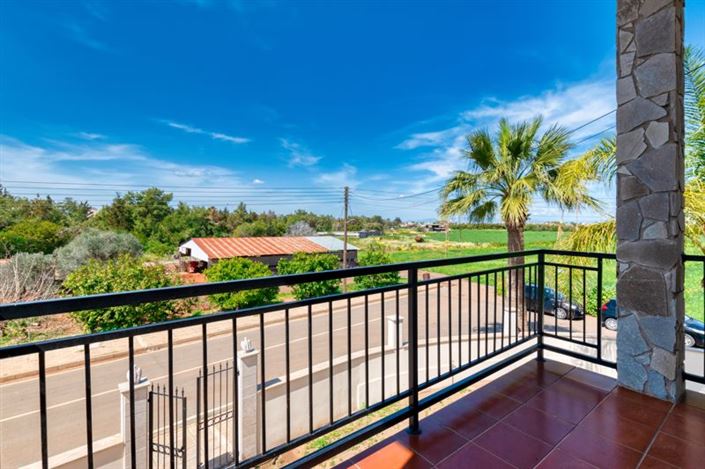 Image No.18-6 Bed Villa for sale