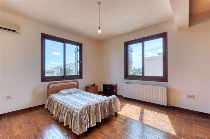 Image No.27-6 Bed Villa for sale