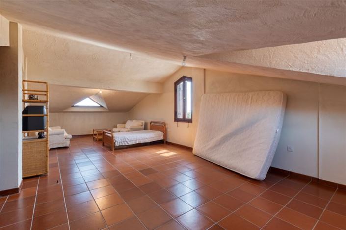 Image No.35-6 Bed Villa for sale