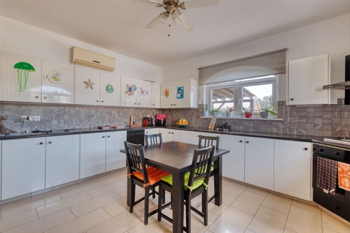 Image No.7-Bungalow de 4 chambres à vendre à Ayia Thekla