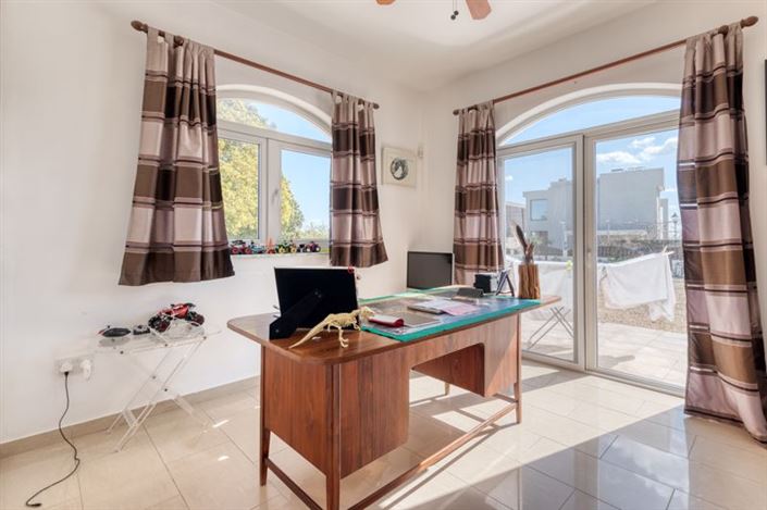 Image No.10-Bungalow de 4 chambres à vendre à Ayia Thekla