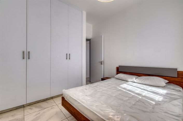 Image No.15-2 Bed Apartment for sale