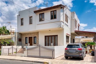 front-of-property-2