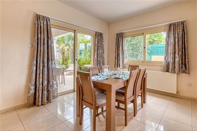 dinning-area-2
