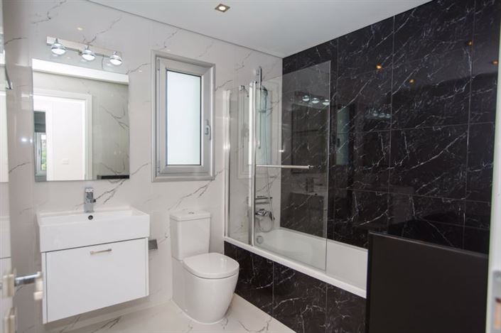 Image No.17-4 Bed Villa for sale