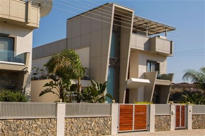 front-of-villa