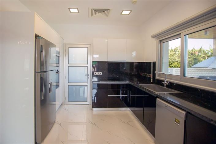 Image No.7-4 Bed Villa for sale