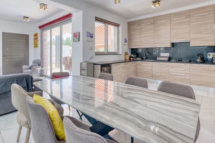 Image No.5-3 Bed Villa for sale