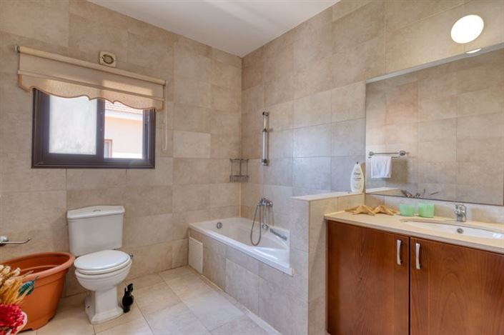 Image No.16-Villa de 3 chambres à vendre à Aradippou