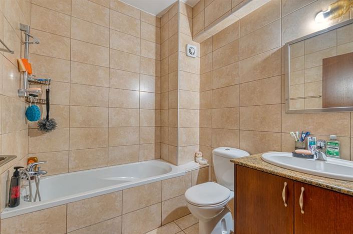 Image No.14-2 Bed Apartment for sale