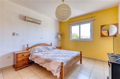 bedroom-1-2