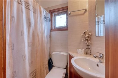 bedroom-1-ensuite