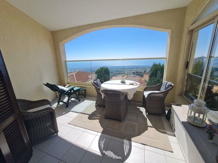 Image No.4-Appartement de 2 chambres à vendre à Tsada