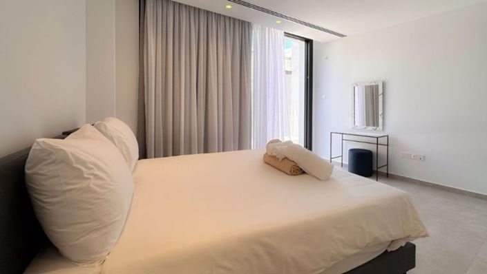 Image No.17-4 Bed Villa for sale