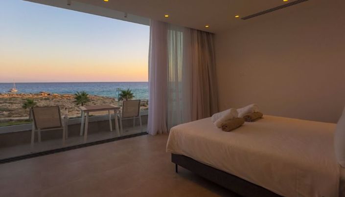 Image No.9-4 Bed Villa for sale