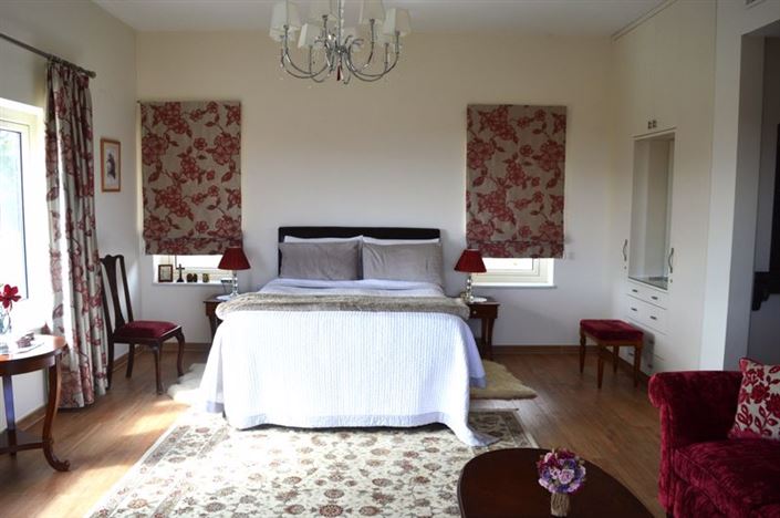 Image No.14-5 Bed Villa for sale