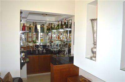 lounge-bar