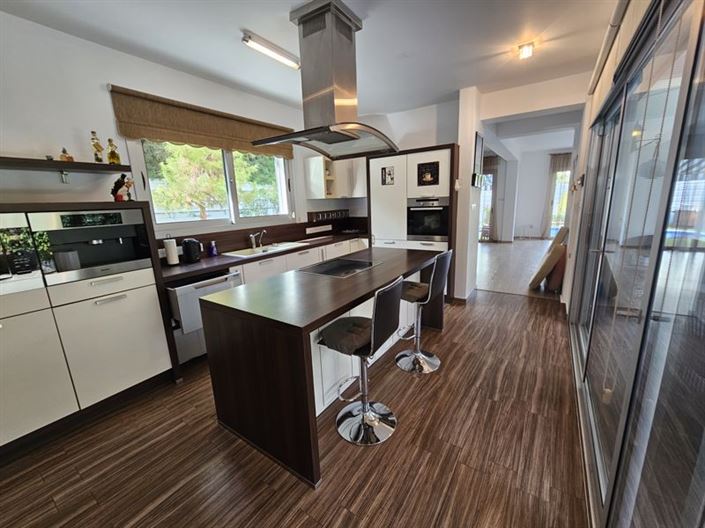 Image No.11-Villa de 5 chambres à vendre à Germasogeia