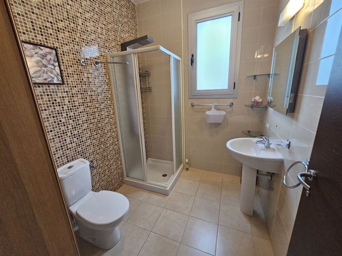 Image No.26-Villa de 5 chambres à vendre à Germasogeia