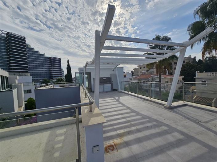 Image No.39-Villa de 5 chambres à vendre à Germasogeia