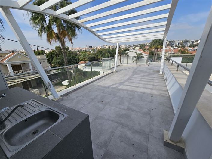 Image No.40-Villa de 5 chambres à vendre à Germasogeia