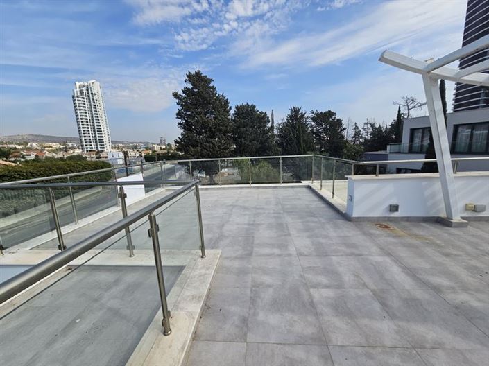 Image No.41-Villa de 5 chambres à vendre à Germasogeia