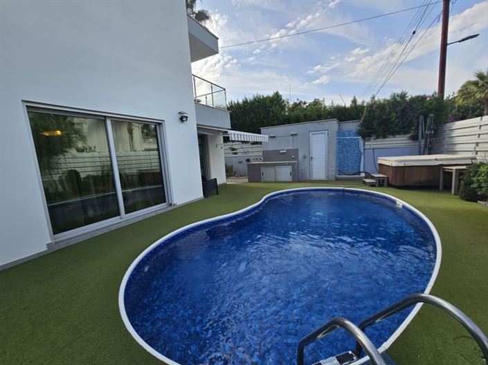 Image No.44-Villa de 5 chambres à vendre à Germasogeia