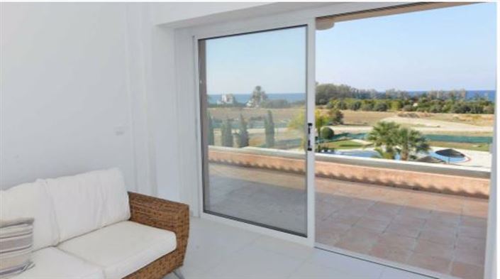 Image No.8-3 Bed Villa for sale