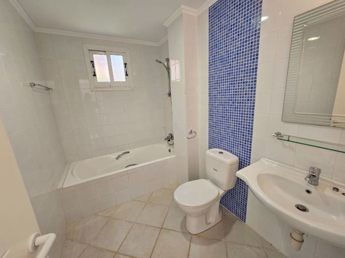 Image No.22-2 Bed Apartment for sale