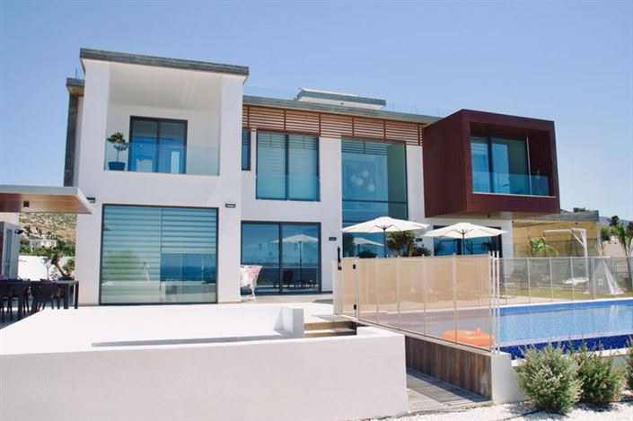 Image No.1-4 Bed Villa for sale