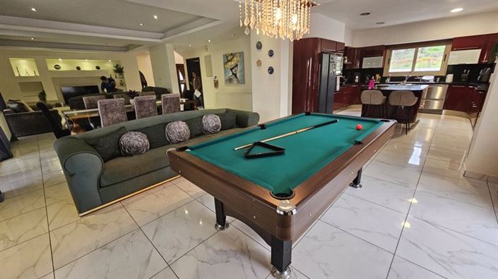 Image No.16-5 Bed Villa for sale