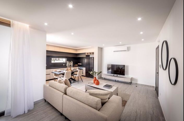 Image No.4-2 Bed Apartment for sale