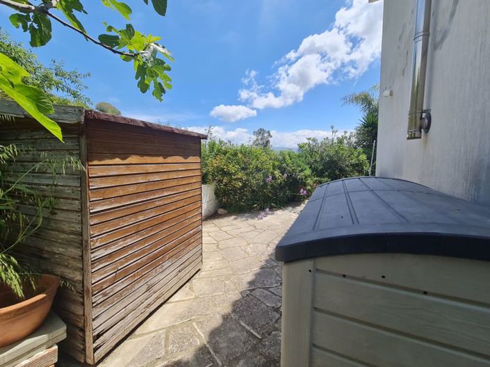 Image No.33-Villa de 3 chambres à vendre à Stroumpi