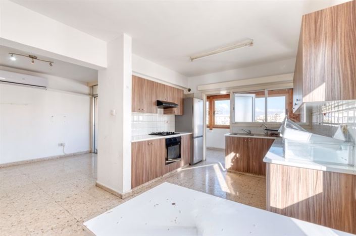 Image No.9-3 Bed Apartment for sale