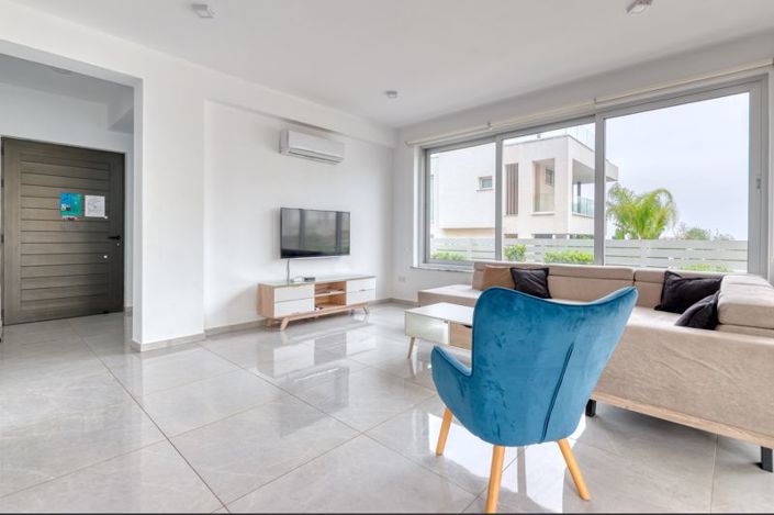 Image No.5-3 Bed Villa for sale