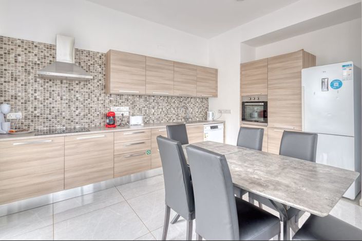 Image No.7-3 Bed Villa for sale