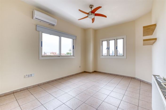 Image No.17-4 Bed Villa for sale