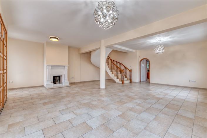 Image No.9-4 Bed Villa for sale