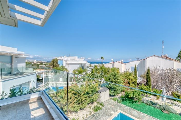 Image No.14-2 Bed Villa for sale