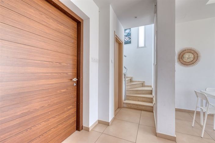 Image No.7-2 Bed Villa for sale