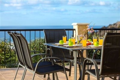 c3defe48-c64b-4ae1-8071-822b907d0aed